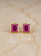 Rød American Diamond Square Cut Studs