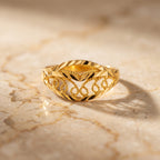 Amelia ring