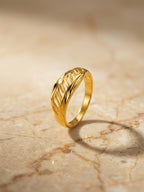 Riya Ring