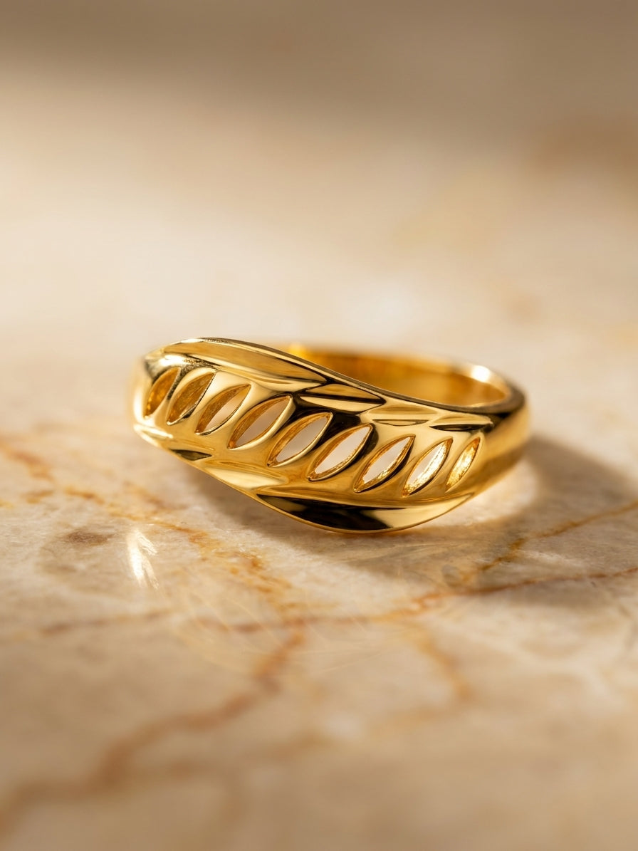 Riya Ring